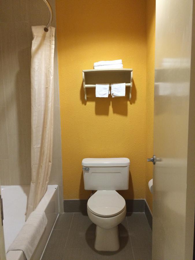 Select Inn And Suites Houston Extérieur photo