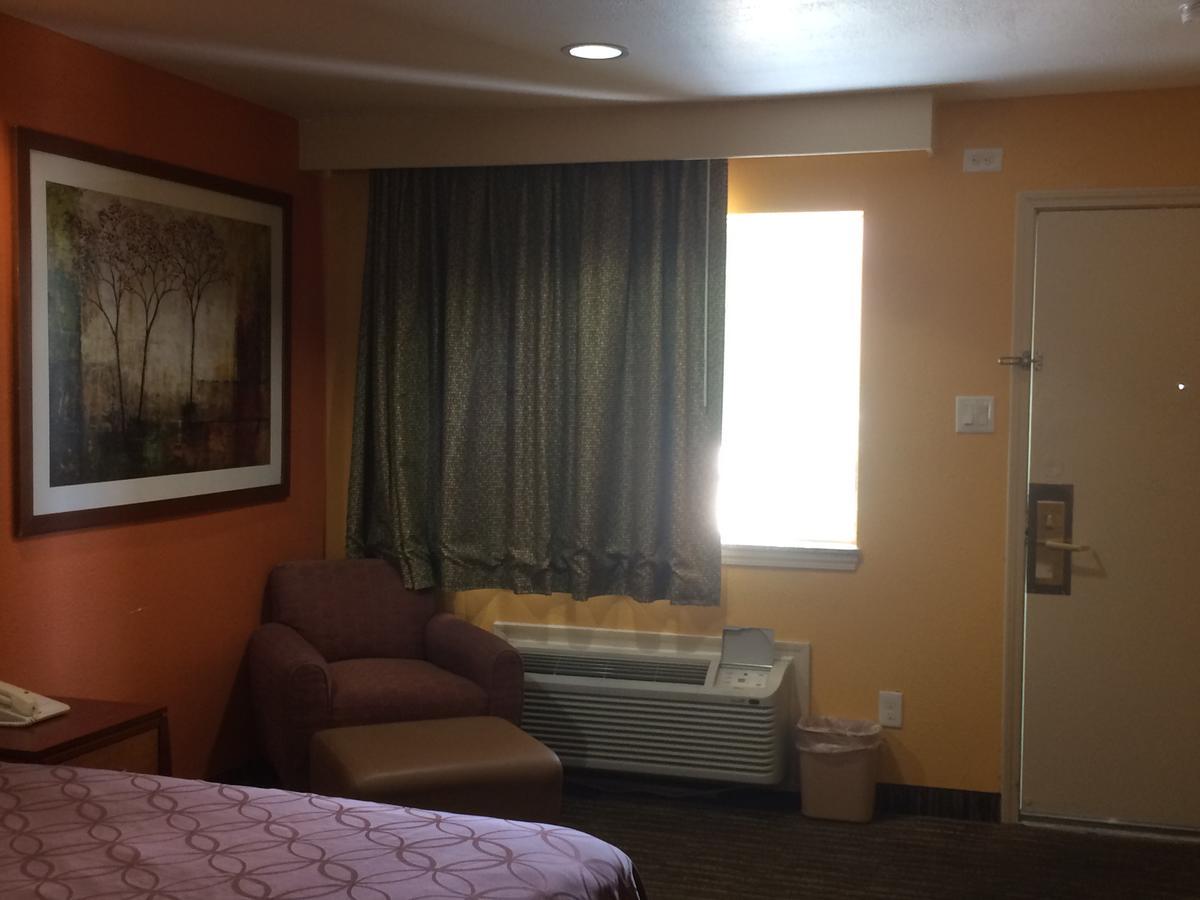 Select Inn And Suites Houston Extérieur photo
